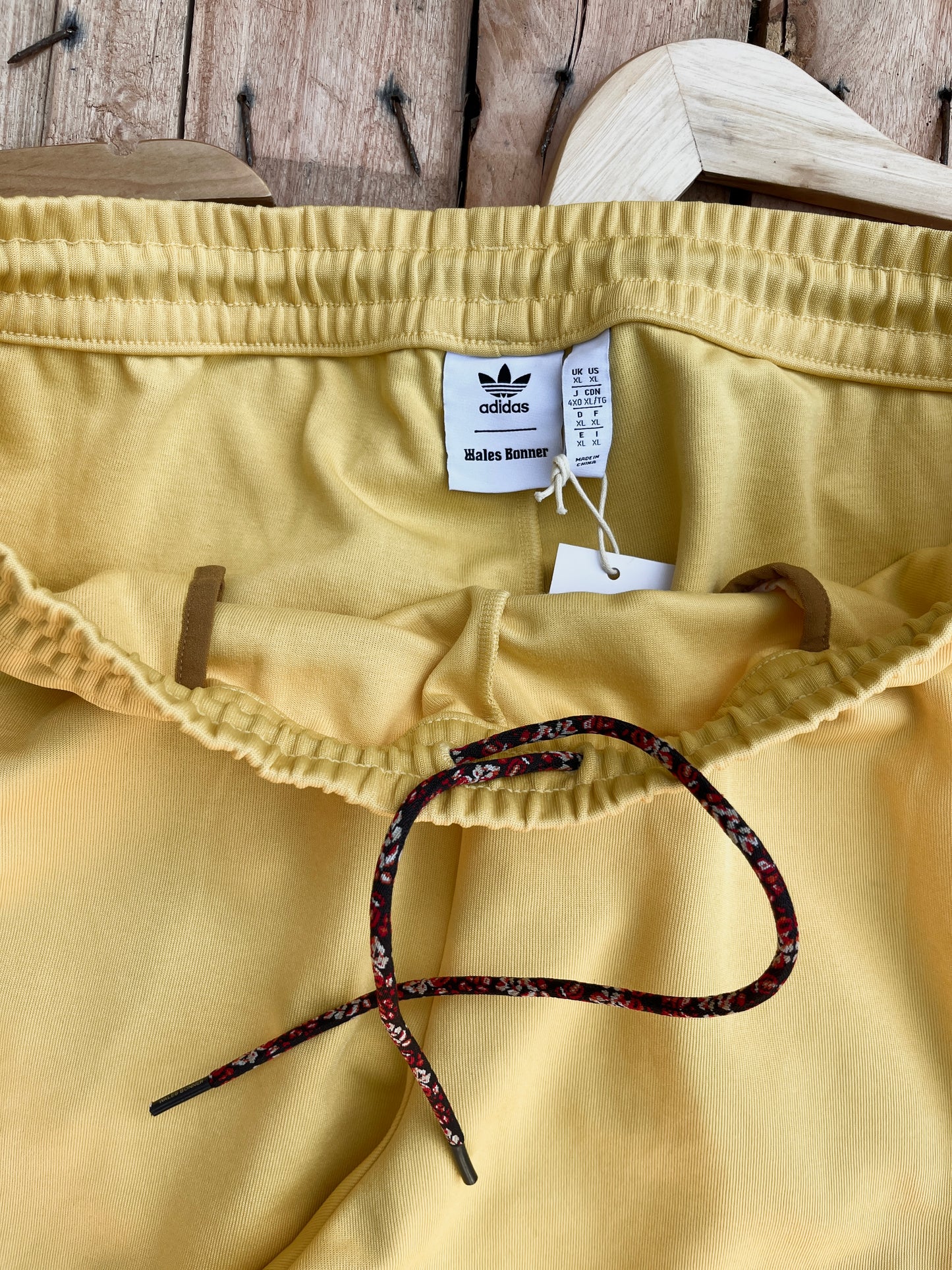 Pantalón Adidas x Wales Bonner | Talla XL