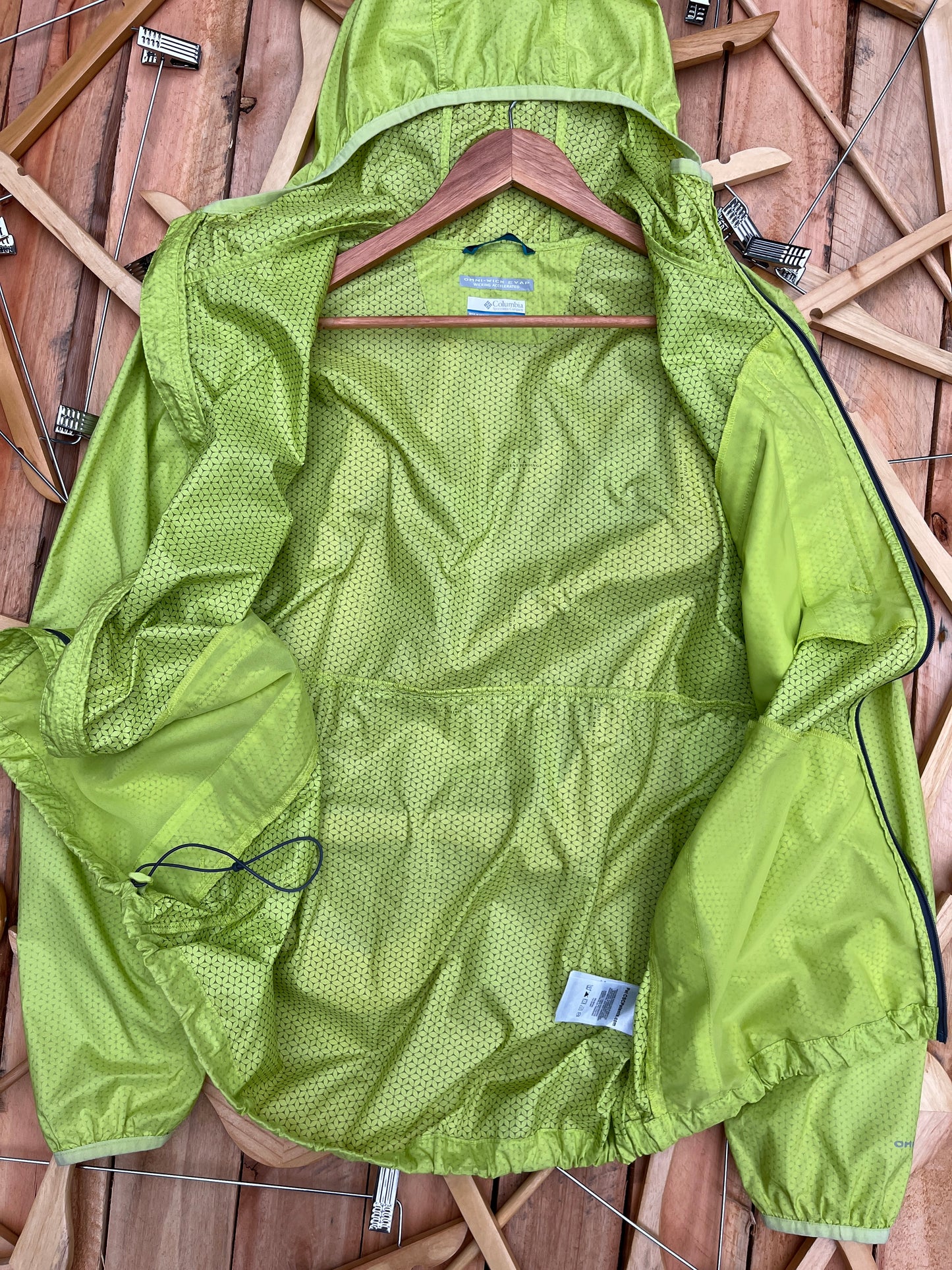 Chaqueta cortavientos Columbia (L)